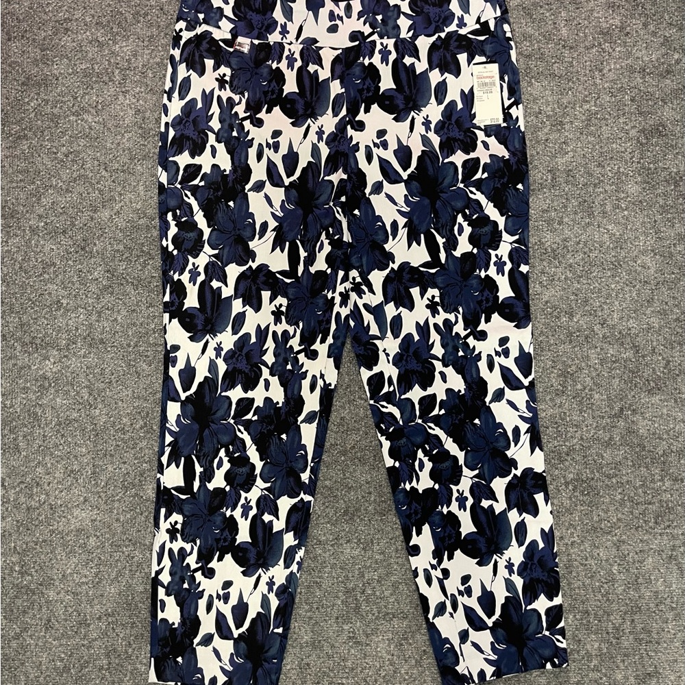 NWT! Premise Capri summer vacation Floral Pants Large Pull On